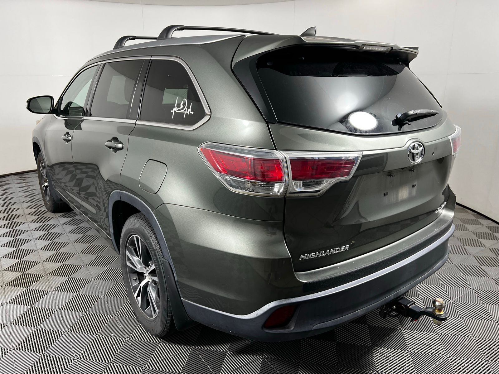 2016 Toyota Highlander XLE 7