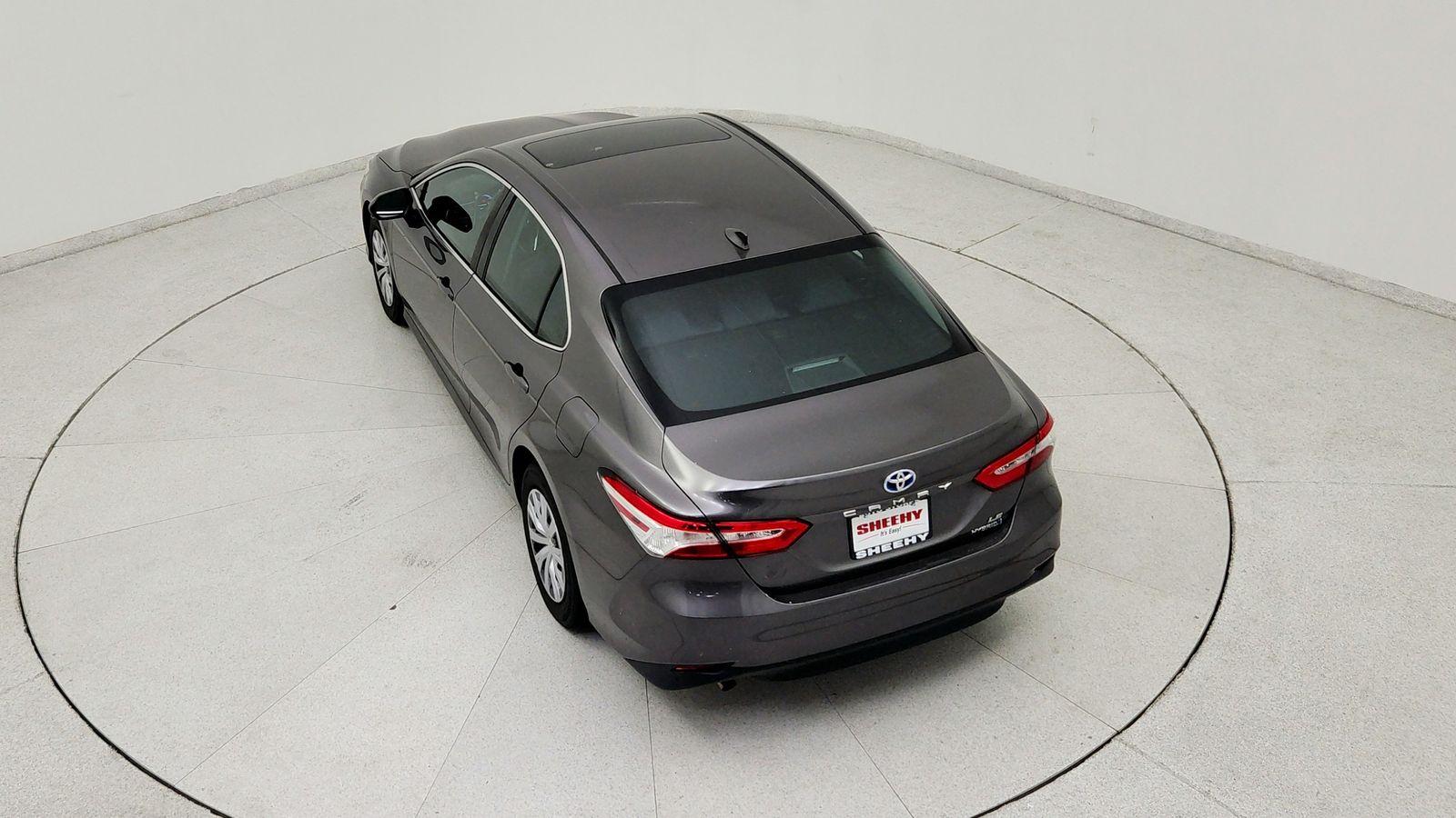 Used 2020 Gray Toyota LE image 18