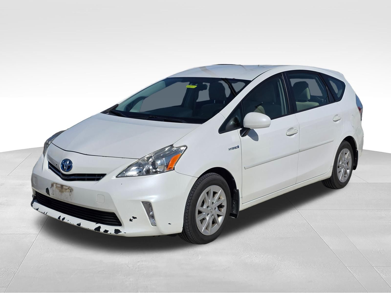 2014 Toyota Prius v Two