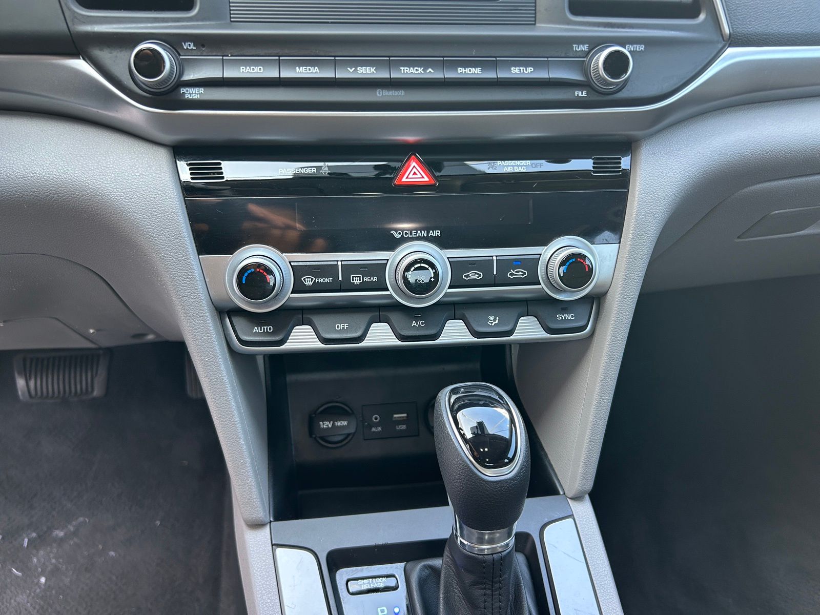 Used Car 2020 Hyundai Elantra  Se For Sale Under $15,000 In Austin, Texas