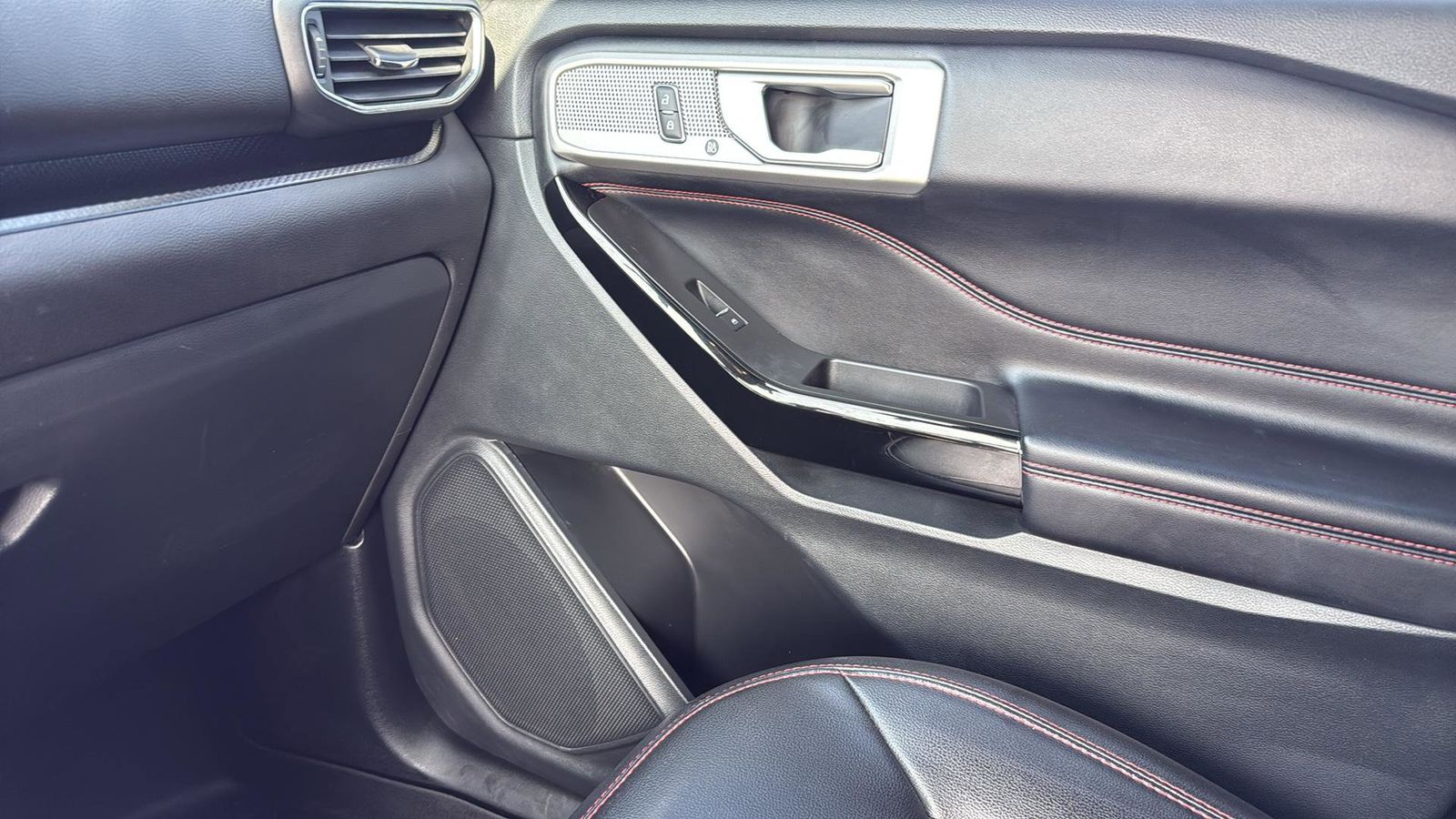 Used Car 2022 Ford Explorer  St-line For Sale Under $35,000 In Austin, Texas