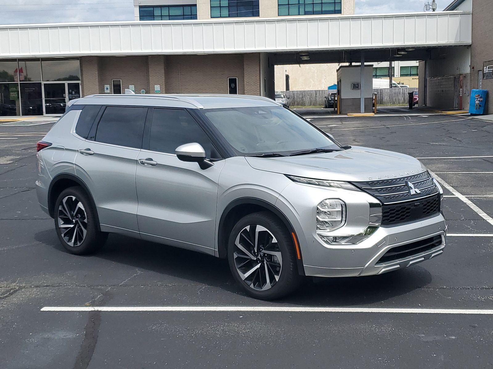 2024 Mitsubishi Outlander