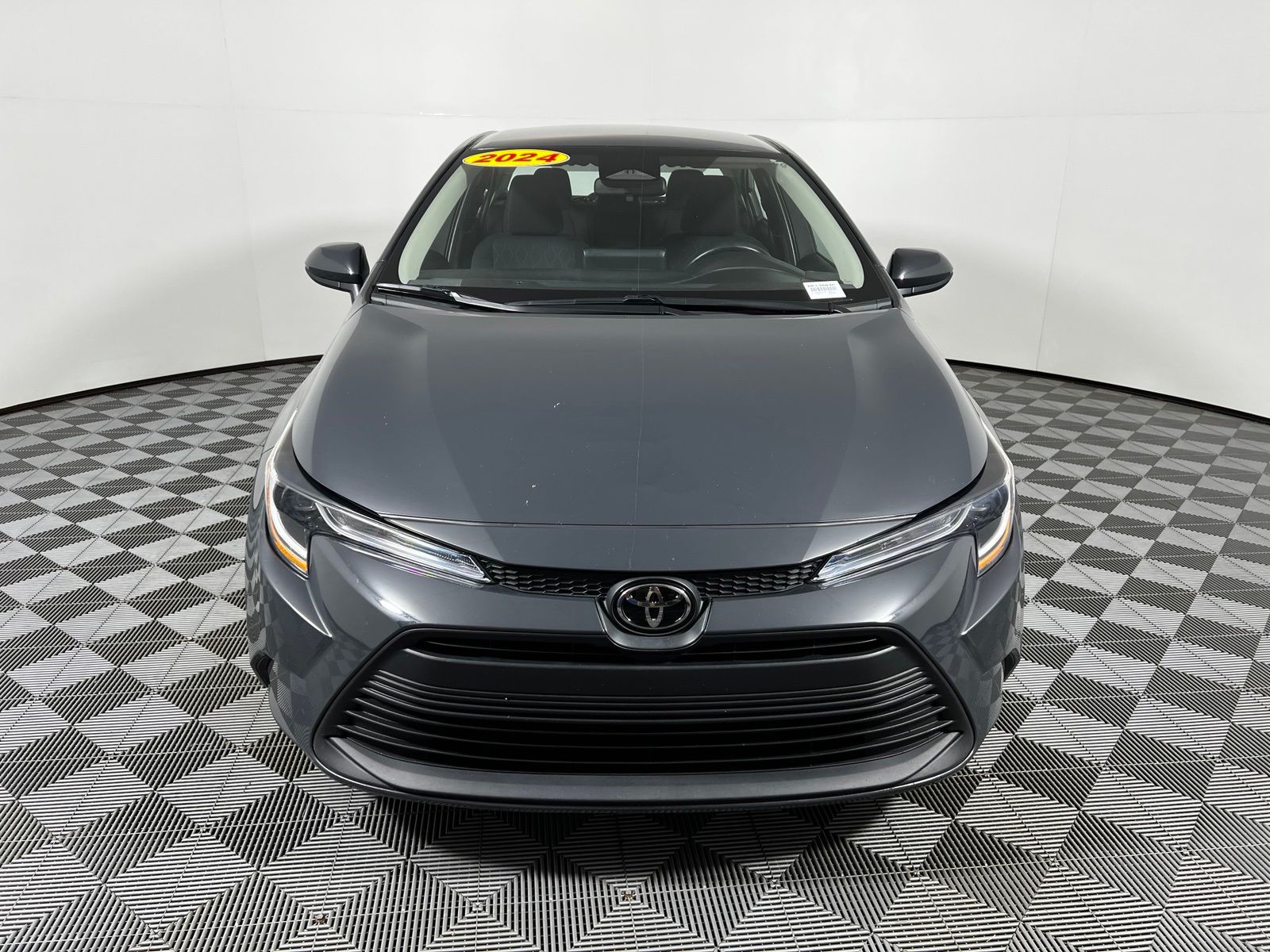 Thumbnail: 2024 Toyota Corolla - 2