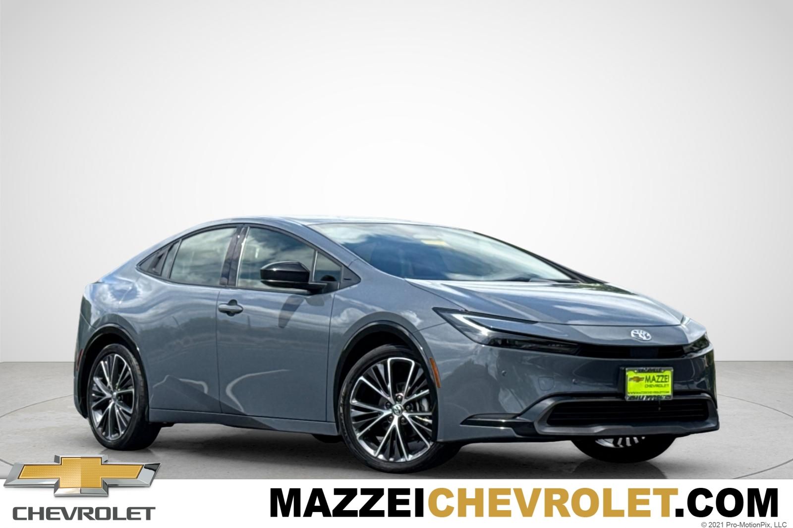 Guardian Gray 2025 Toyota Prius Hatchback Front-Wheel Drive Continuously Variable Transmission
