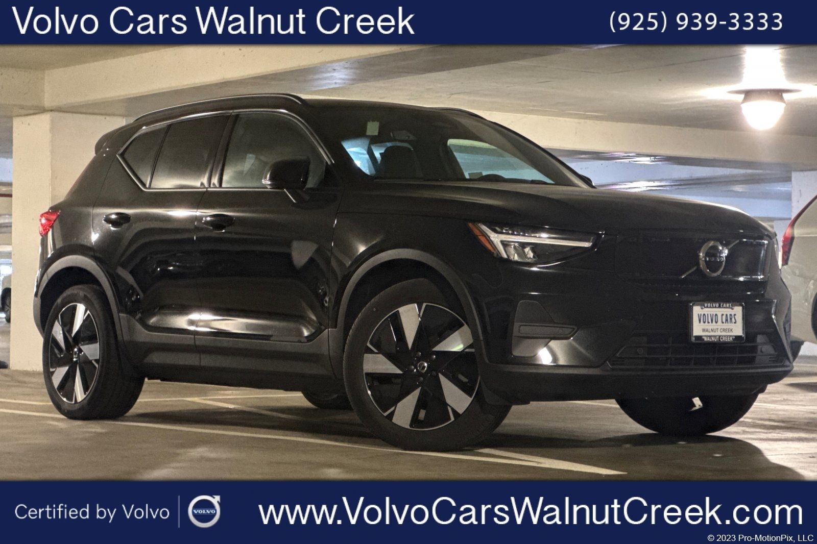 Onyx Black Metallic 2025 Volvo EX40 Twin Core eAWD SUV / Crossover All-Wheel Drive 1-Speed Automatic