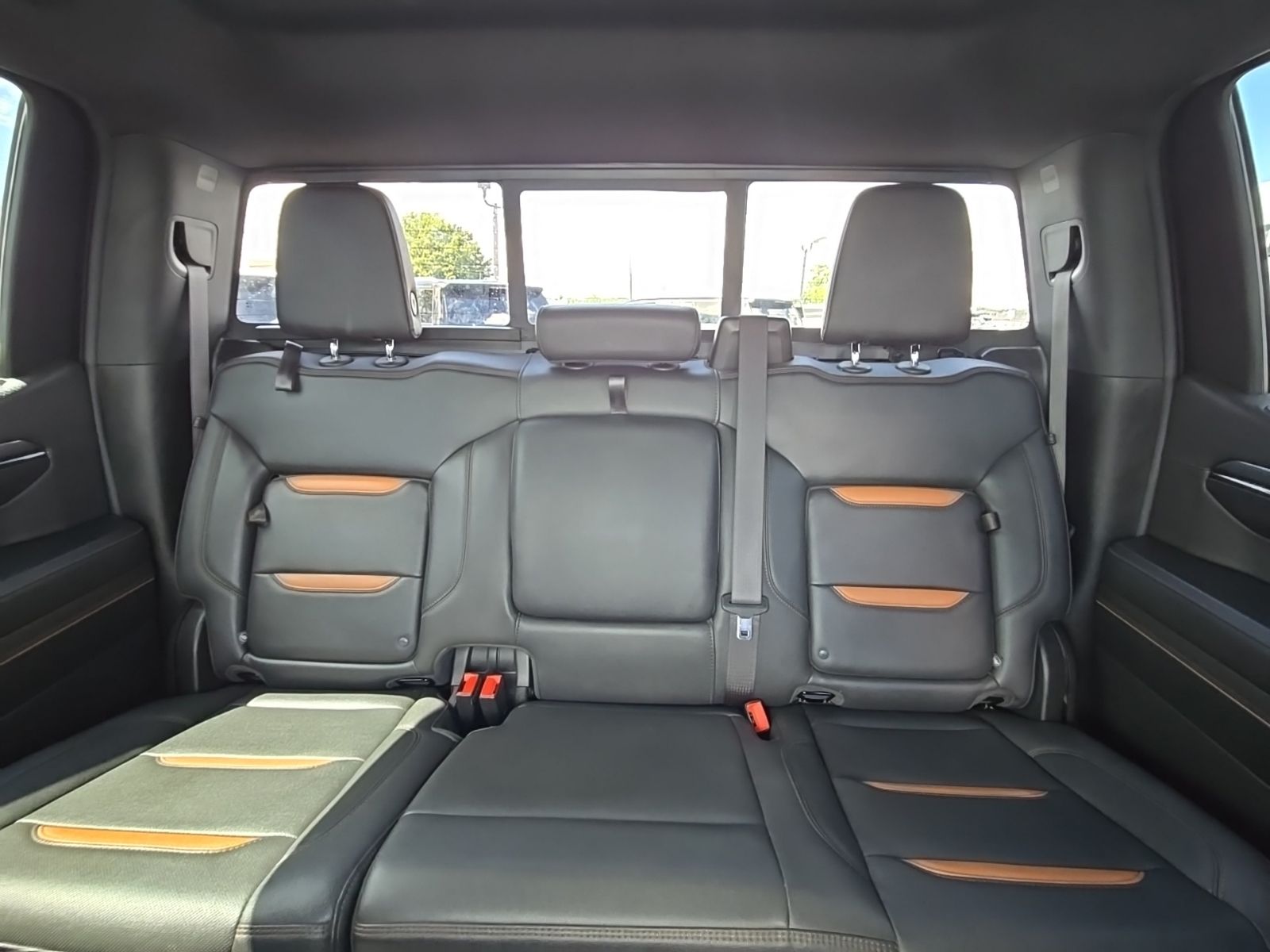 Used 2023 Black GMC AT4 image 40