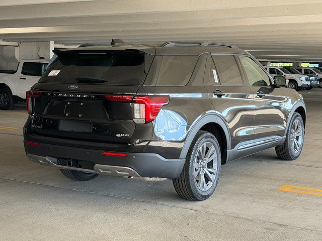 New 2026 Agate Black Metallic Ford Active image 7
