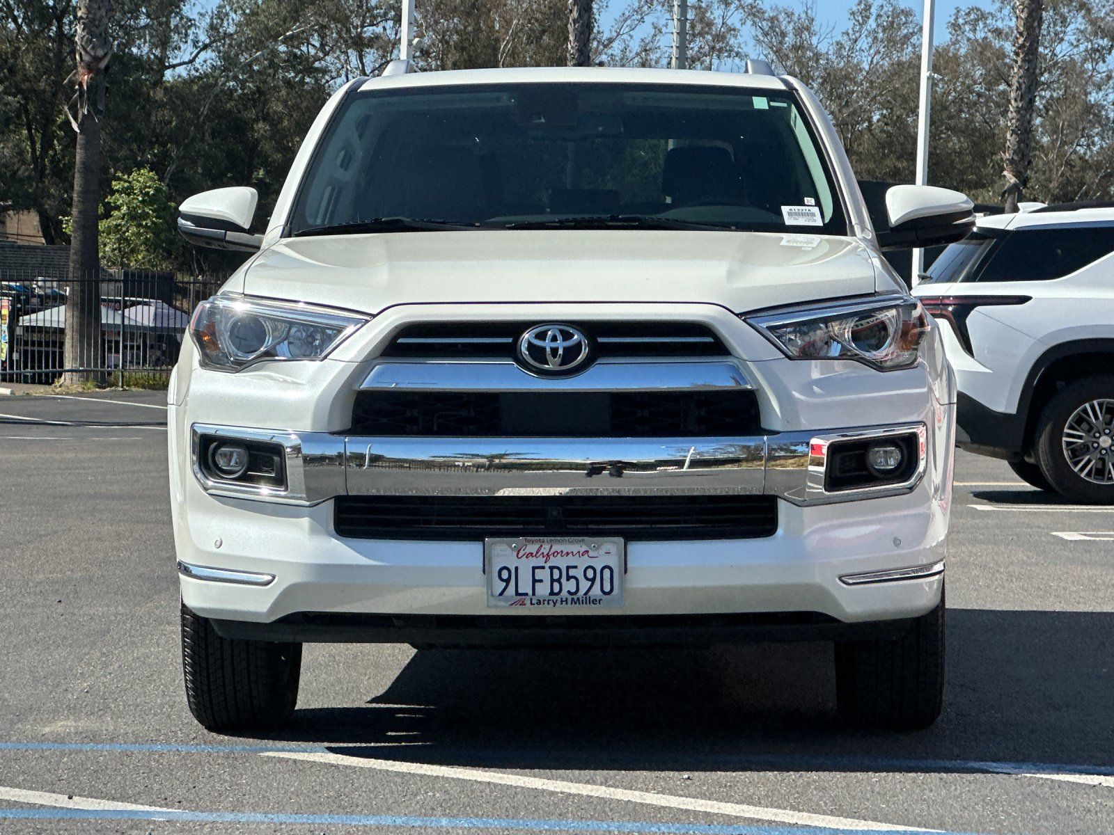 View vehicle photo 7