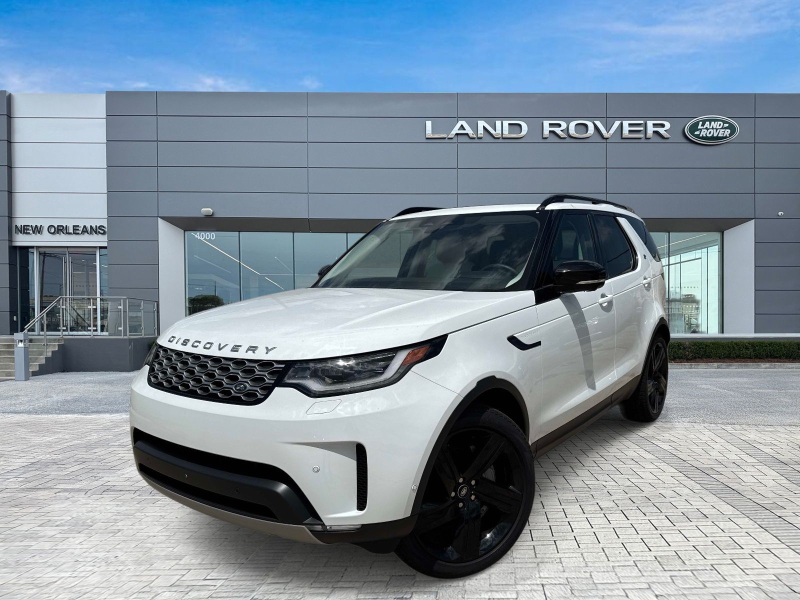  2025 Land Rover Discovery P300 S AWD   