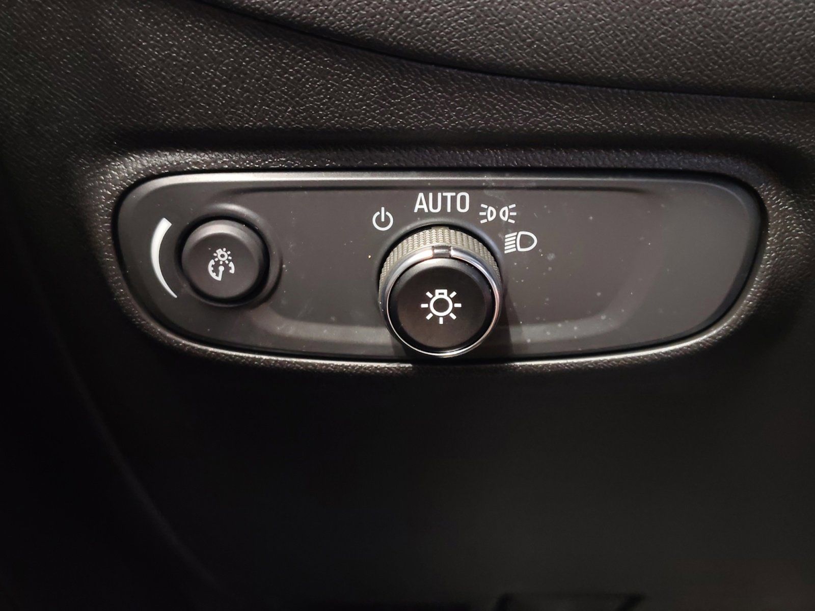 Used Car 2021 Chevrolet Equinox  Ls For Sale Under $15,000 In San Antonio, Texas