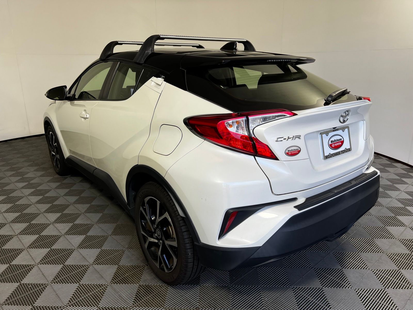 Thumbnail: 2020 Toyota C-HR - 7