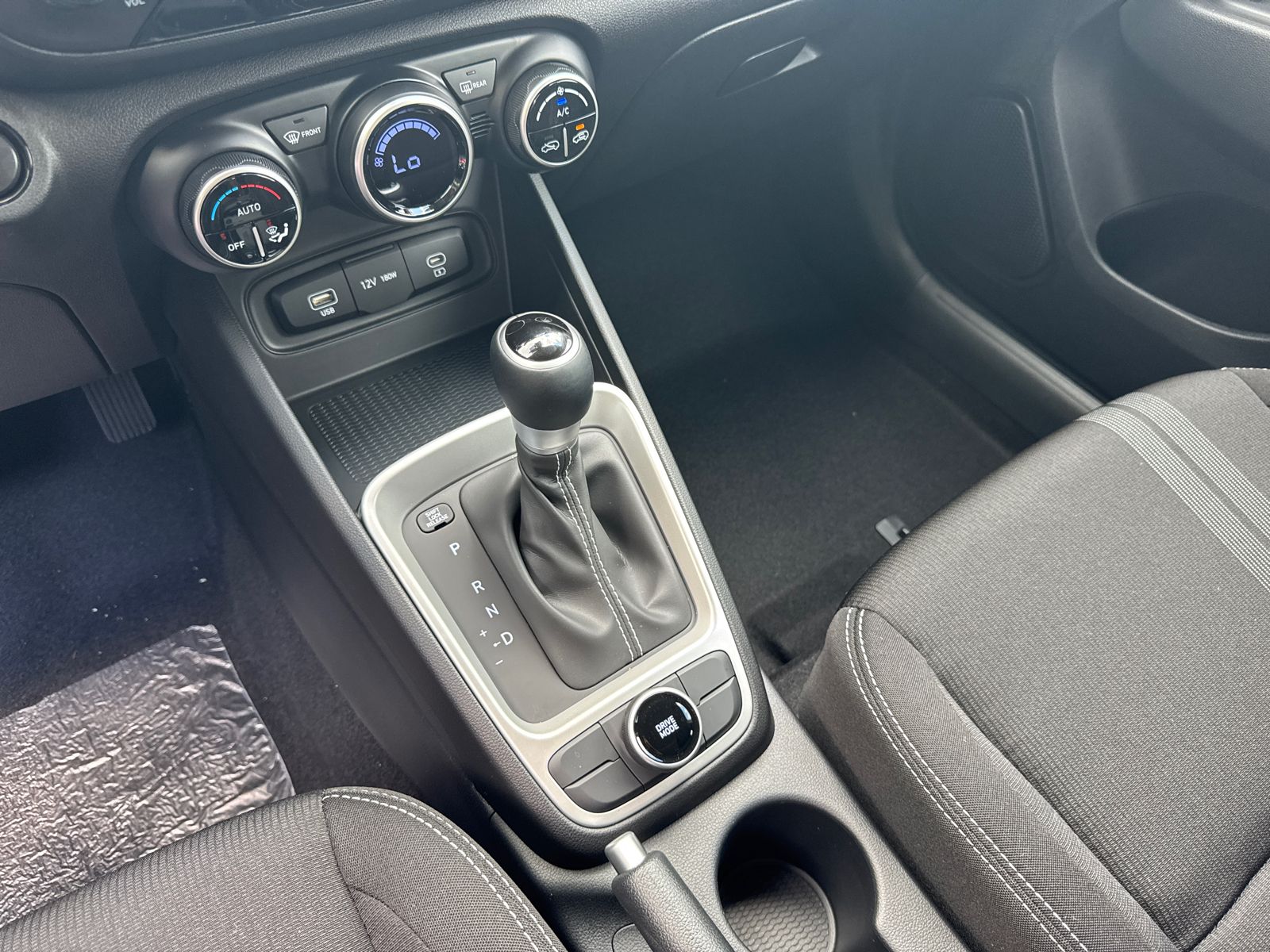 Certified Used 2025 Red Hyundai SEL image 29
