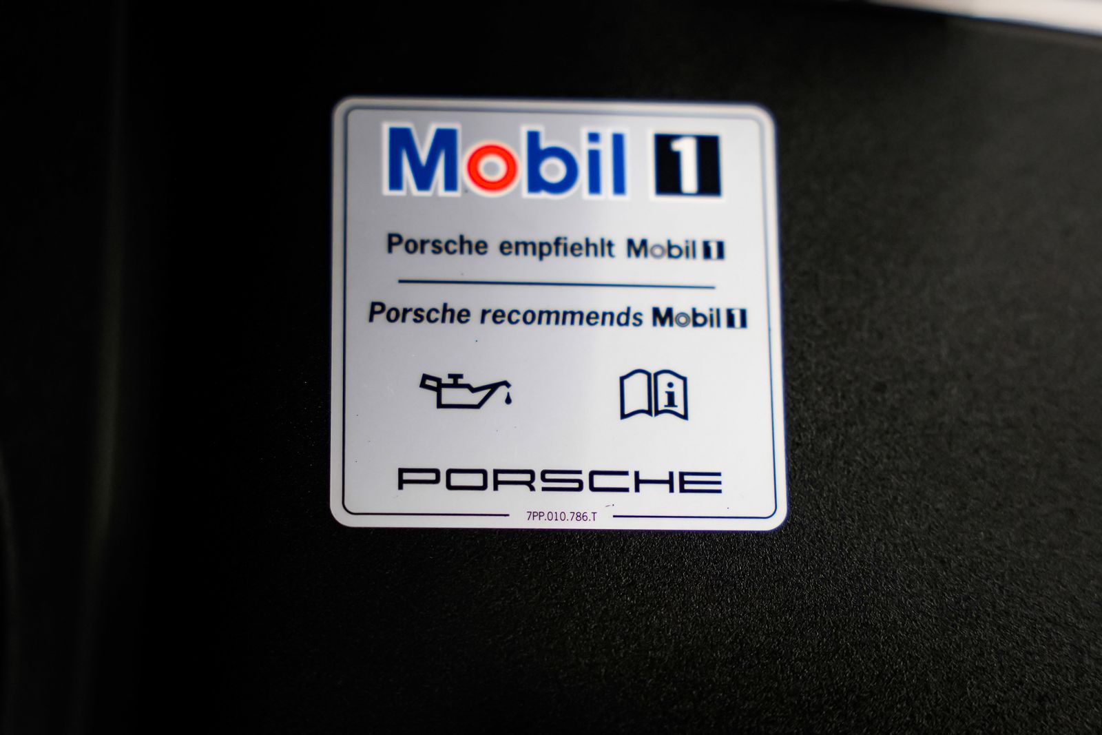 2016 Porsche 911 R — photo 50