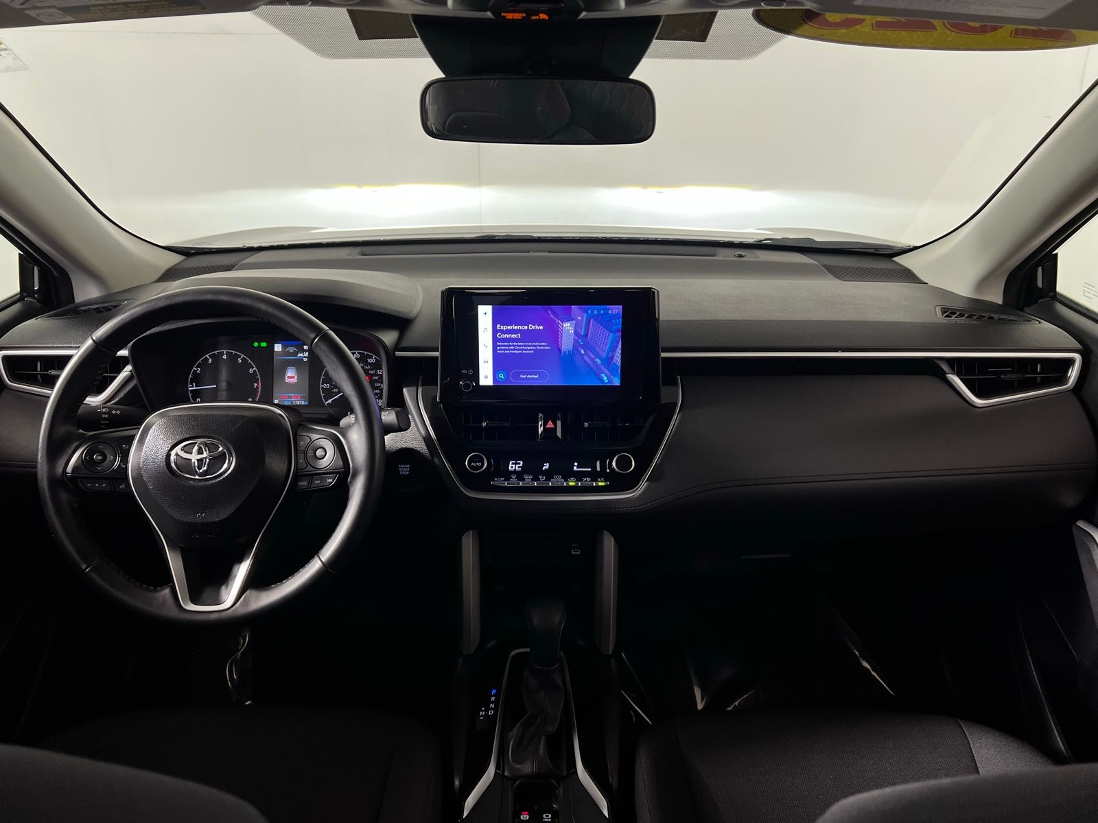 Thumbnail: 2025 Toyota Corolla Cross - 22