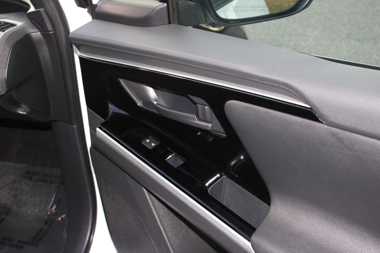 Used 2023 Beige Toyota XLE image 25
