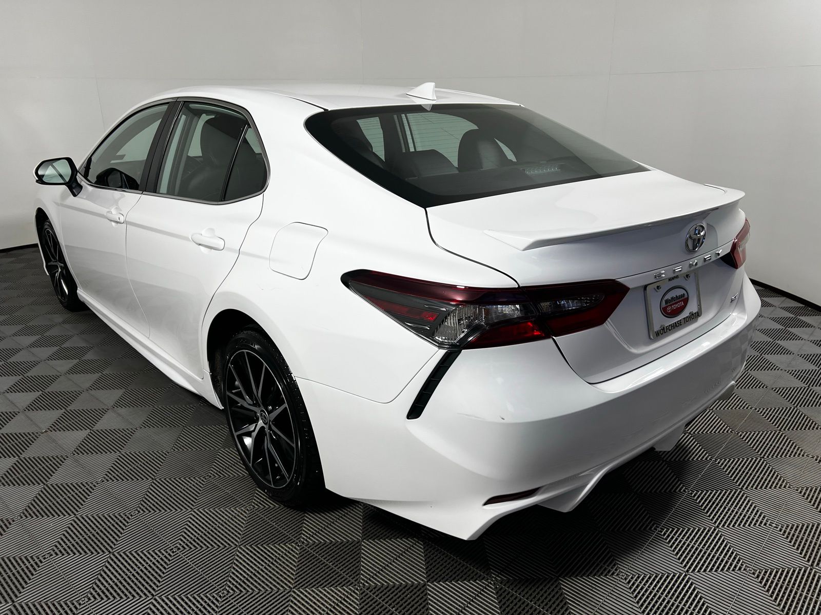 Thumbnail: 2024 Toyota Camry - 7