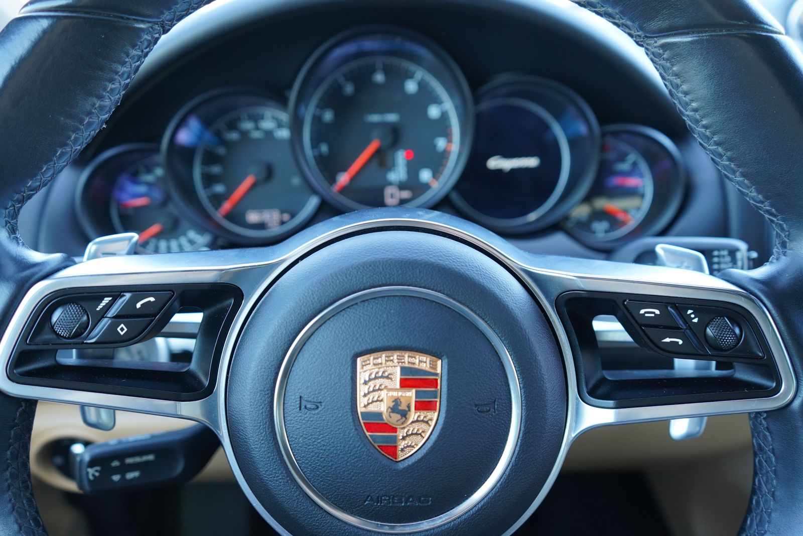 2016 Porsche Cayenne Base 15