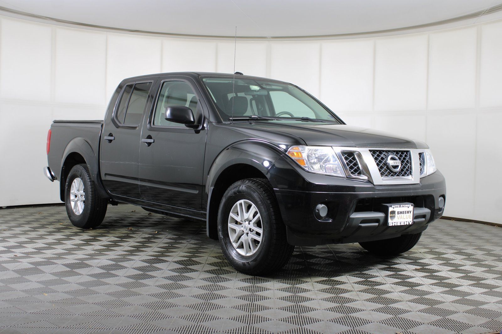 2017 Nissan Frontier SV V6 Crew Cab 4WD