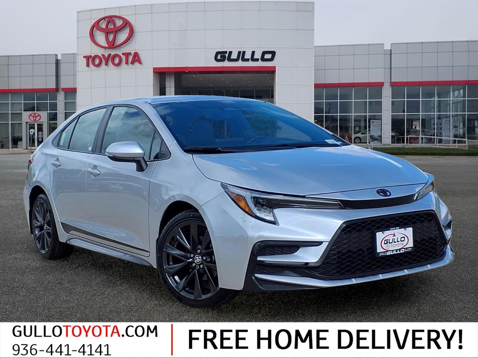 Classic Silver Metallic 2024 Toyota Corolla SE FWD Sedan Front-Wheel Drive Continuously Variable Transmission
