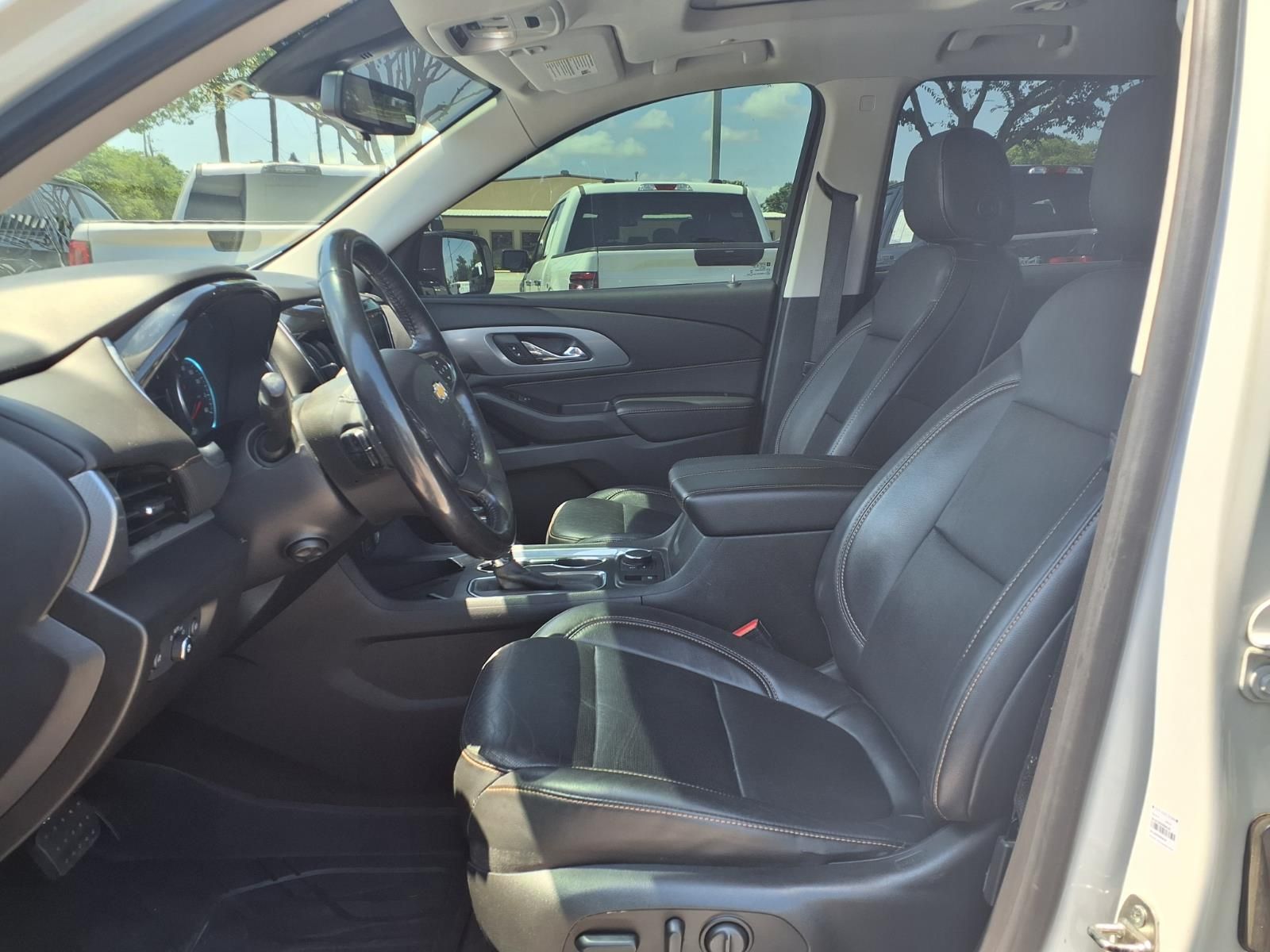 2019 Chevrolet Traverse Premier White at Community Honda