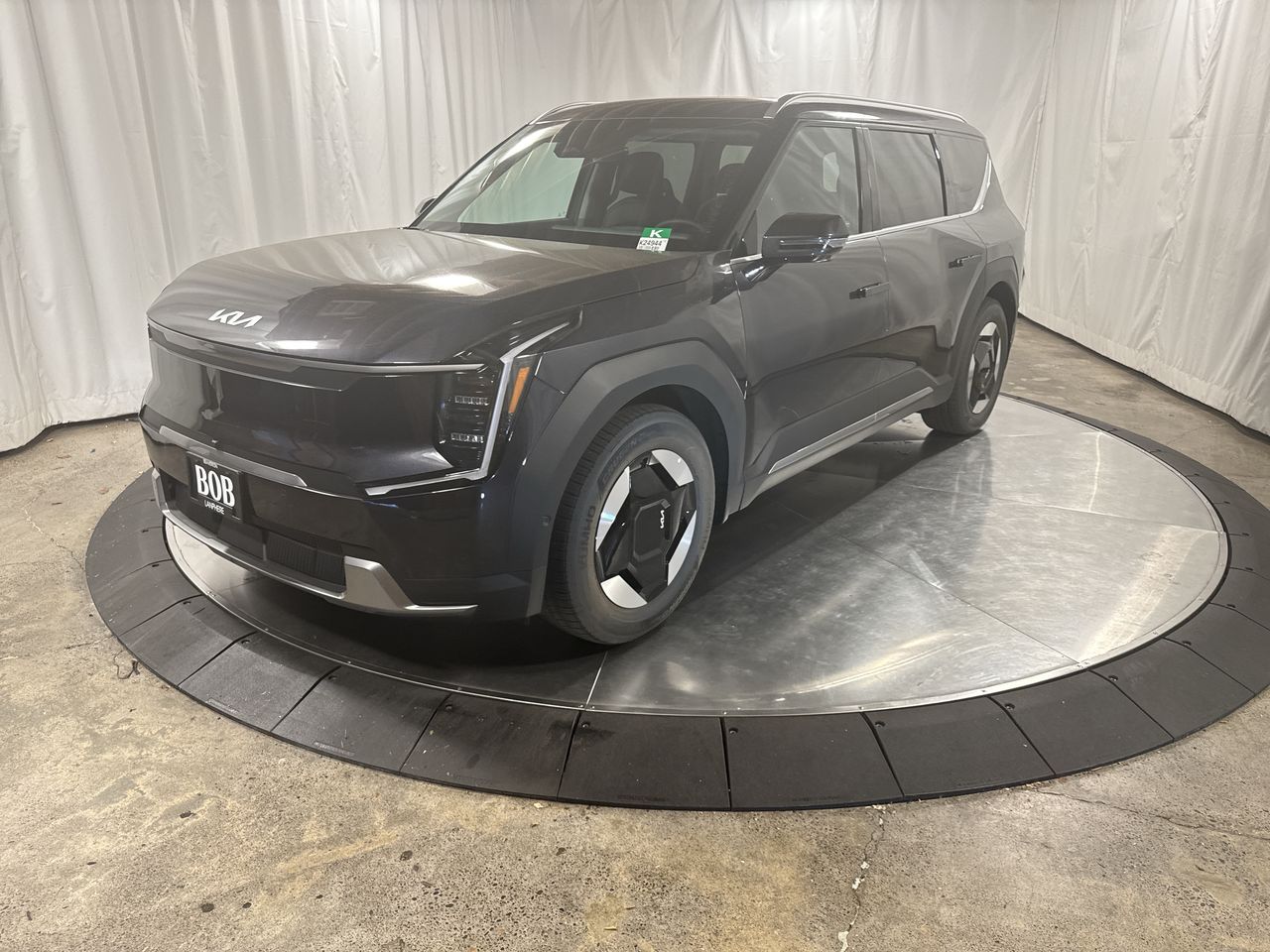 2026 Kia EV9 Wind