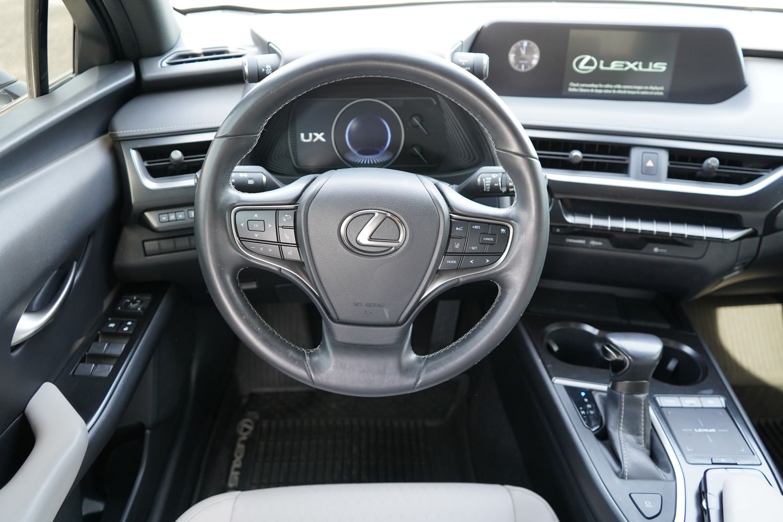 2019 Lexus UX 200 11