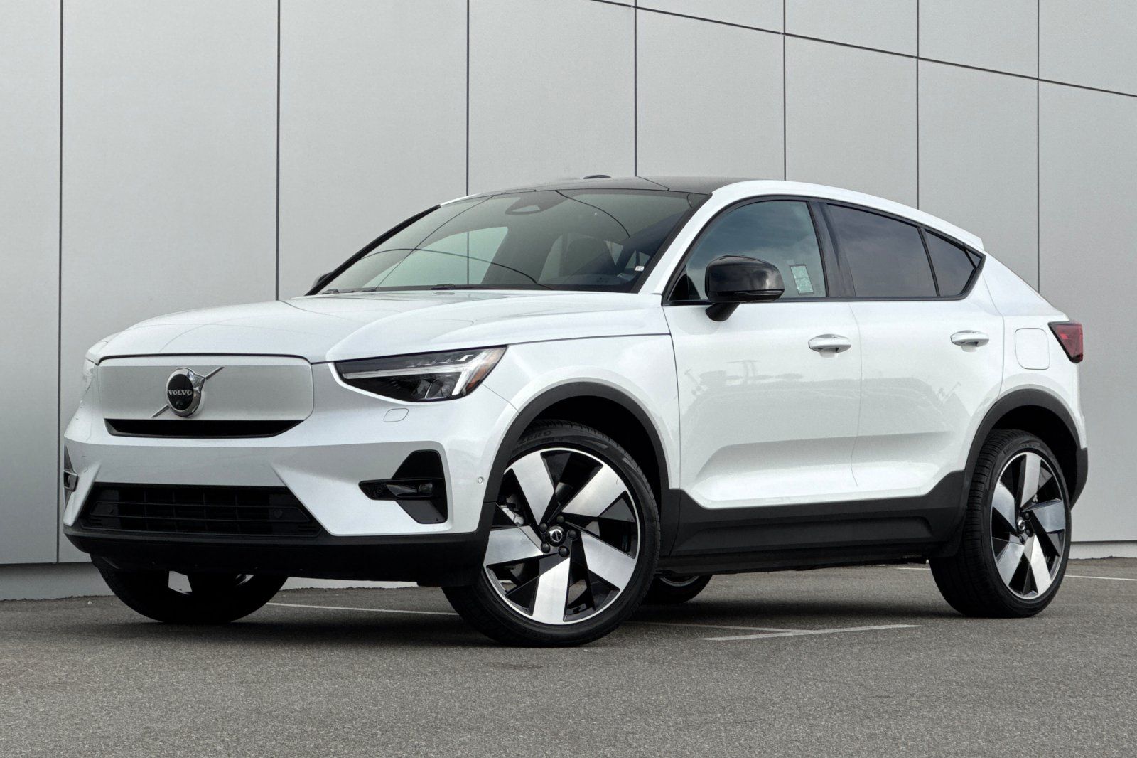 Crystal White 2023 Volvo C40 Recharge SUV / Crossover All-Wheel Drive 1-Speed Automatic