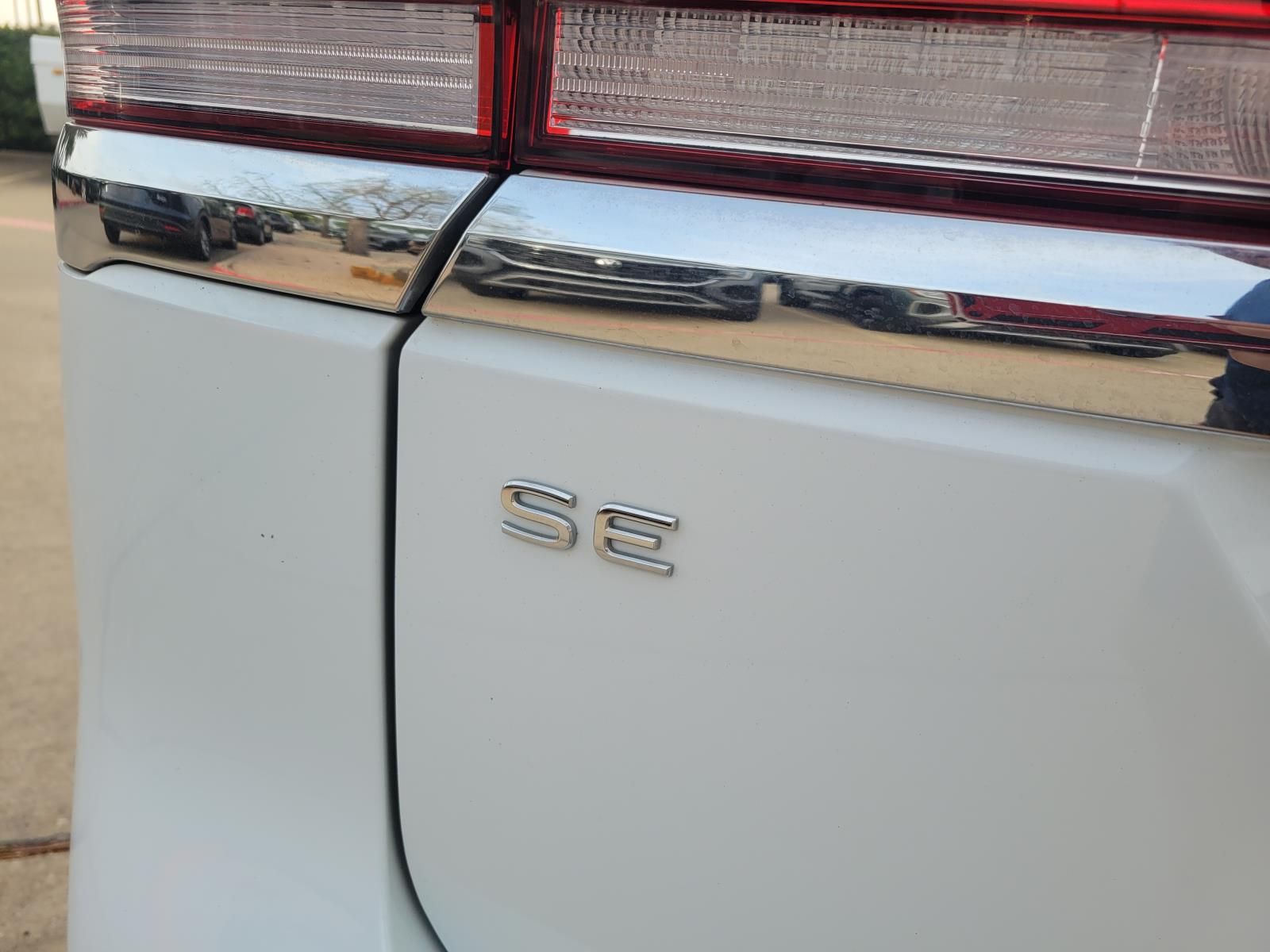 used 2021 Volkswagen Atlas car, priced at $22,400