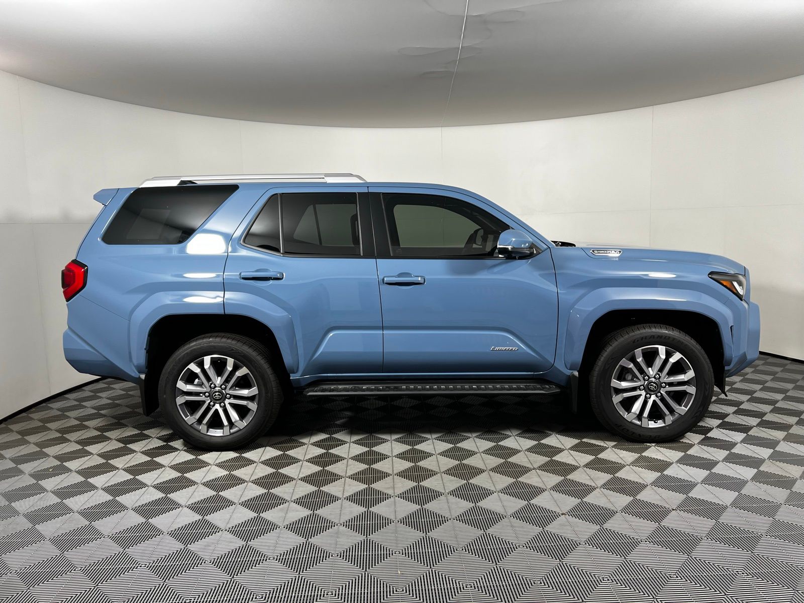 Thumbnail: 2025 Toyota 4Runner - 4
