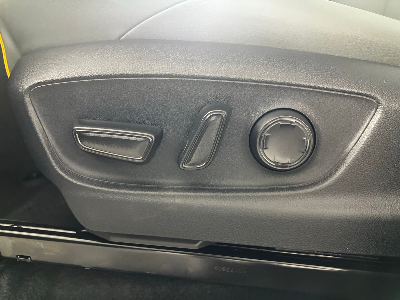 Thumbnail: 2025 Toyota Tacoma - 13