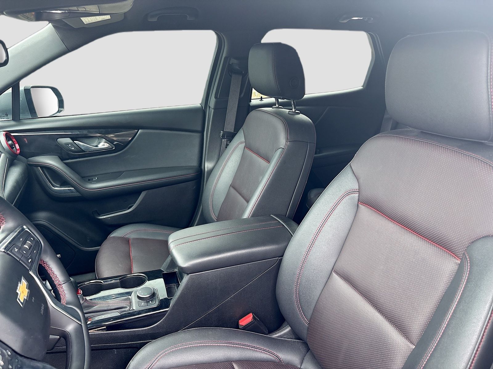 Used 2024 Gray Chevrolet RS image 22