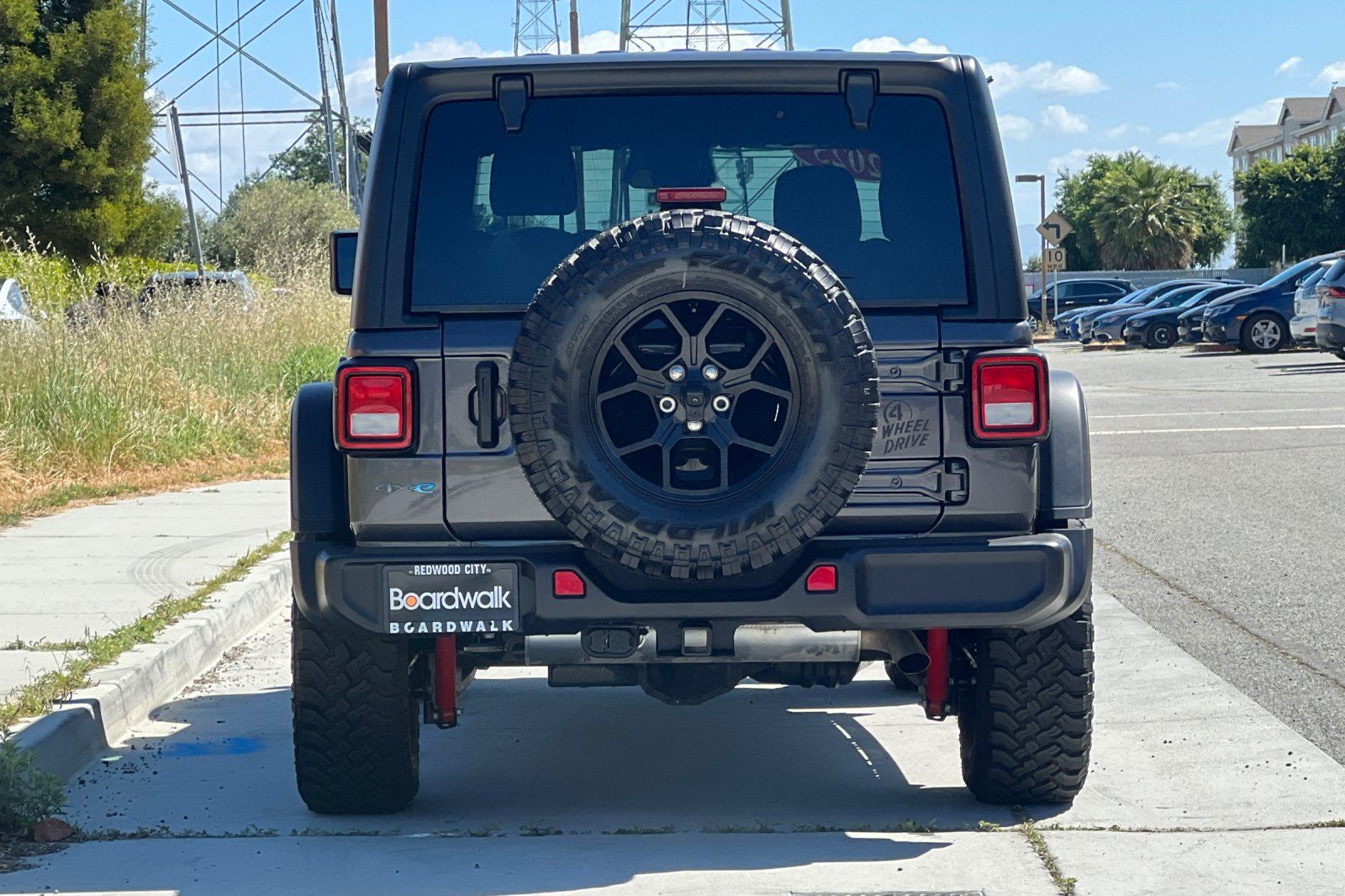 View vehicle photo 5