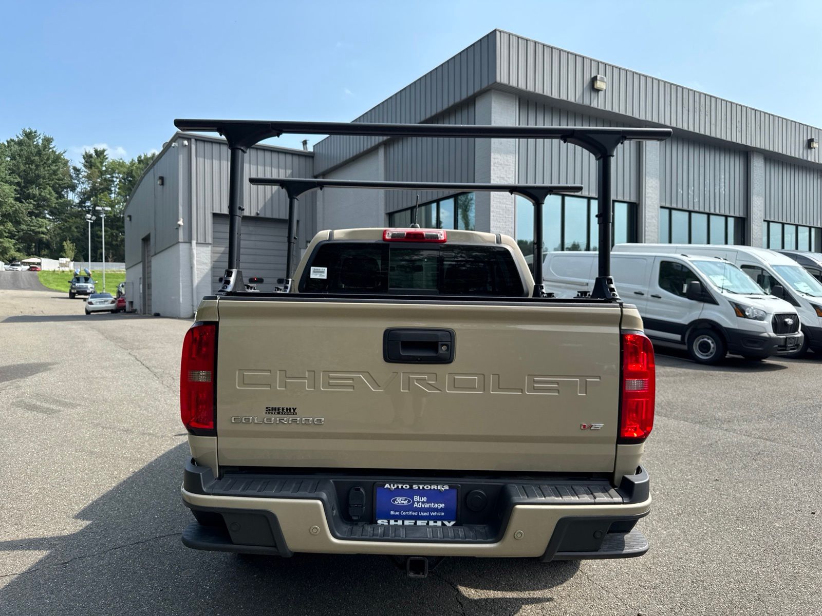 Used 2022 Beige Chevrolet Z71 image 12