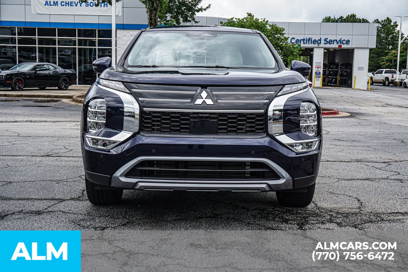 Used 2025 Blue Mitsubishi SE image 12