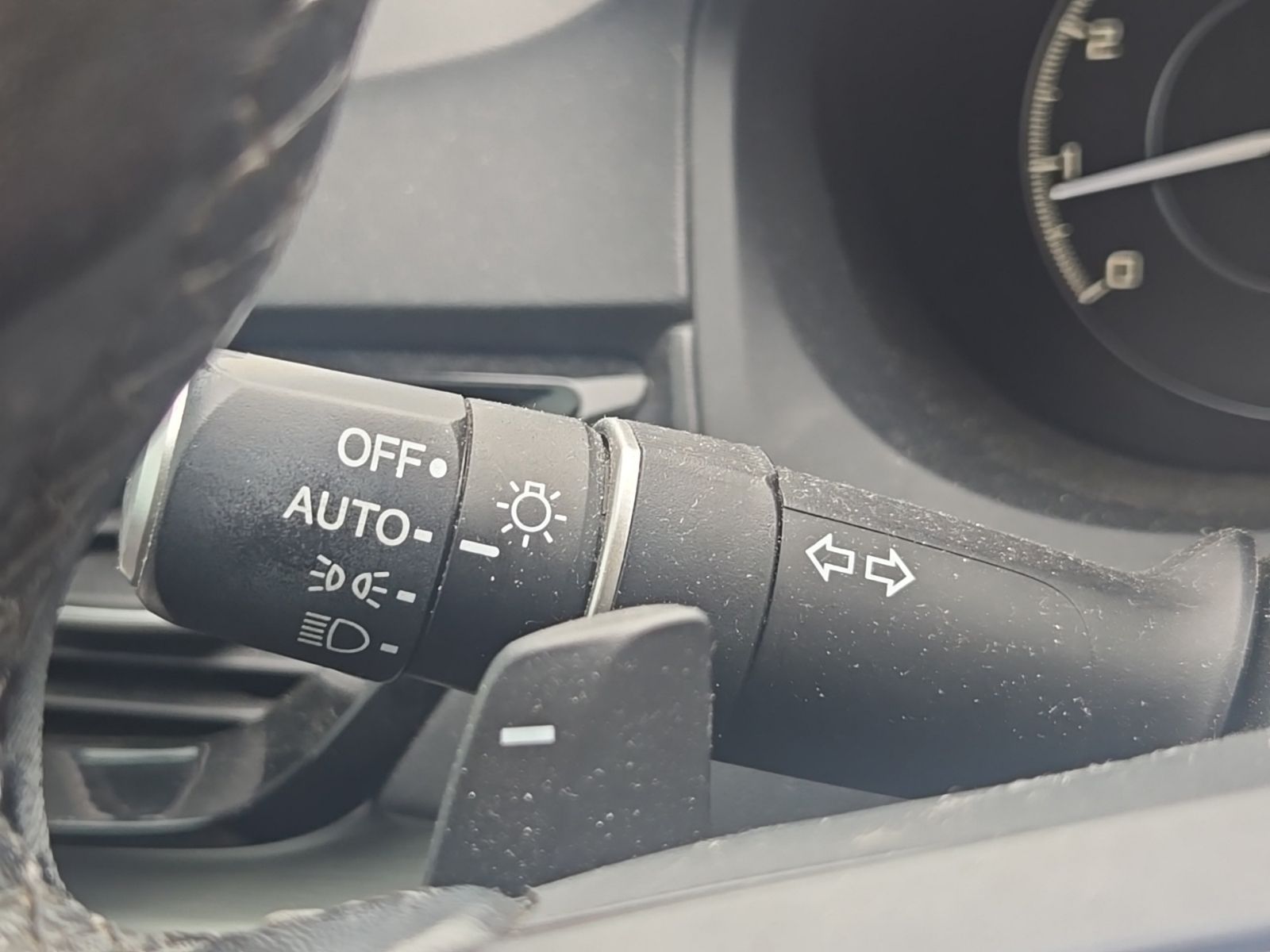 Used 2020  Acura Technology Package image 42