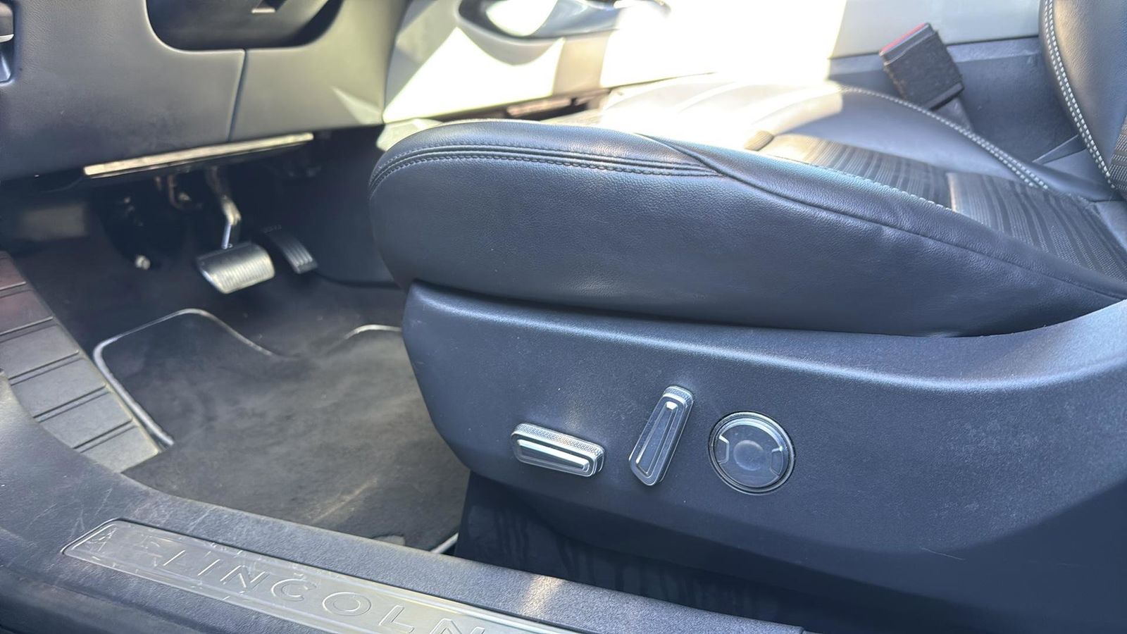 Used Car 2024 Lincoln Nautilus  Reserve For Sale Under $60,000 In Austin, Texas