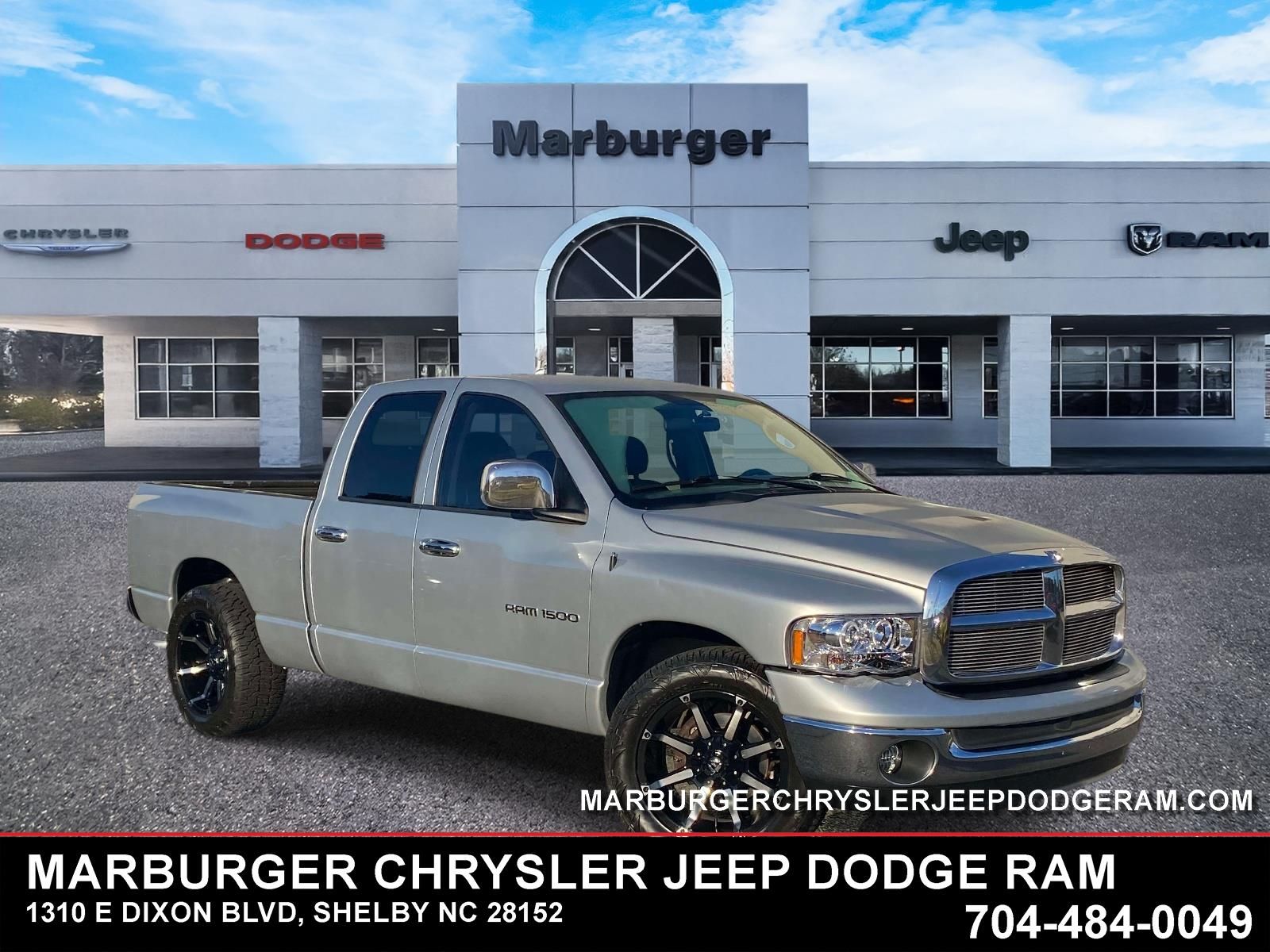 Bright Silver Metallic 2005 Dodge RAM 1500 Pickup Truck Rear-Wheel Drive 5-Speed Automatic