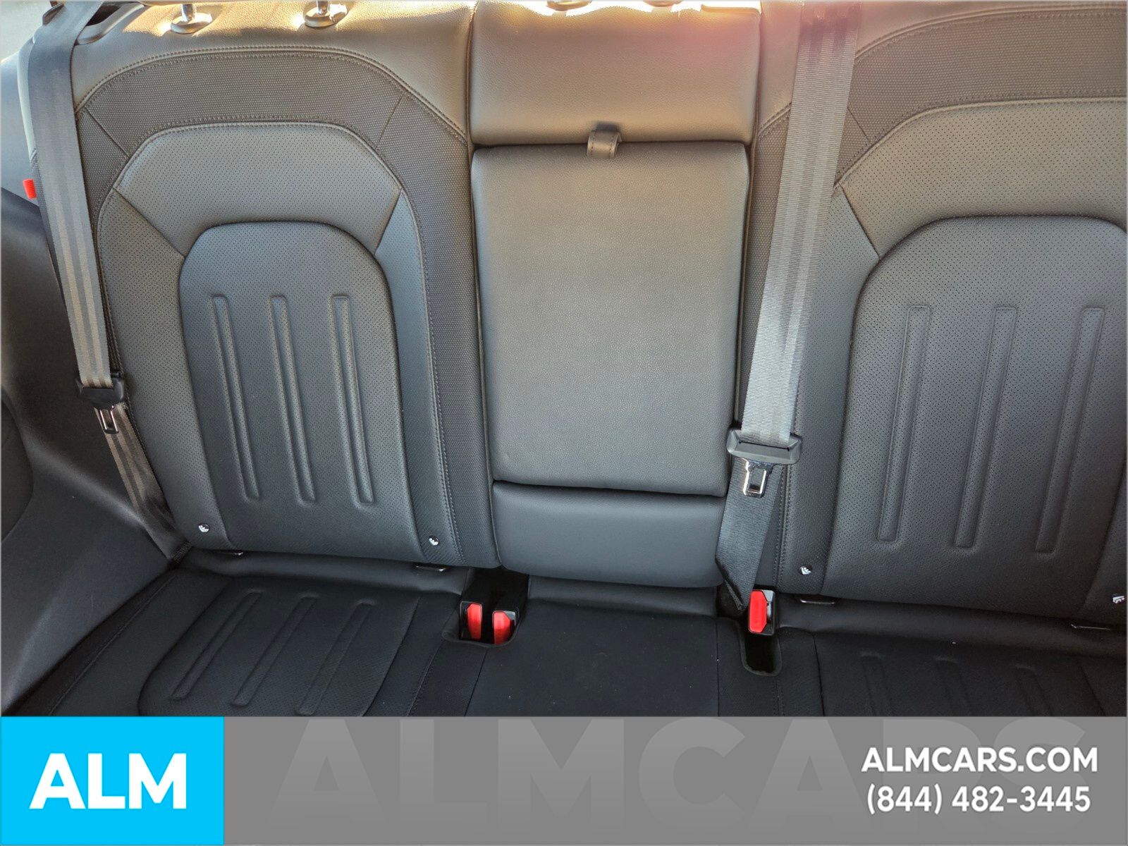 Used 2022 Silver Land Rover X-Dynamic S image 14