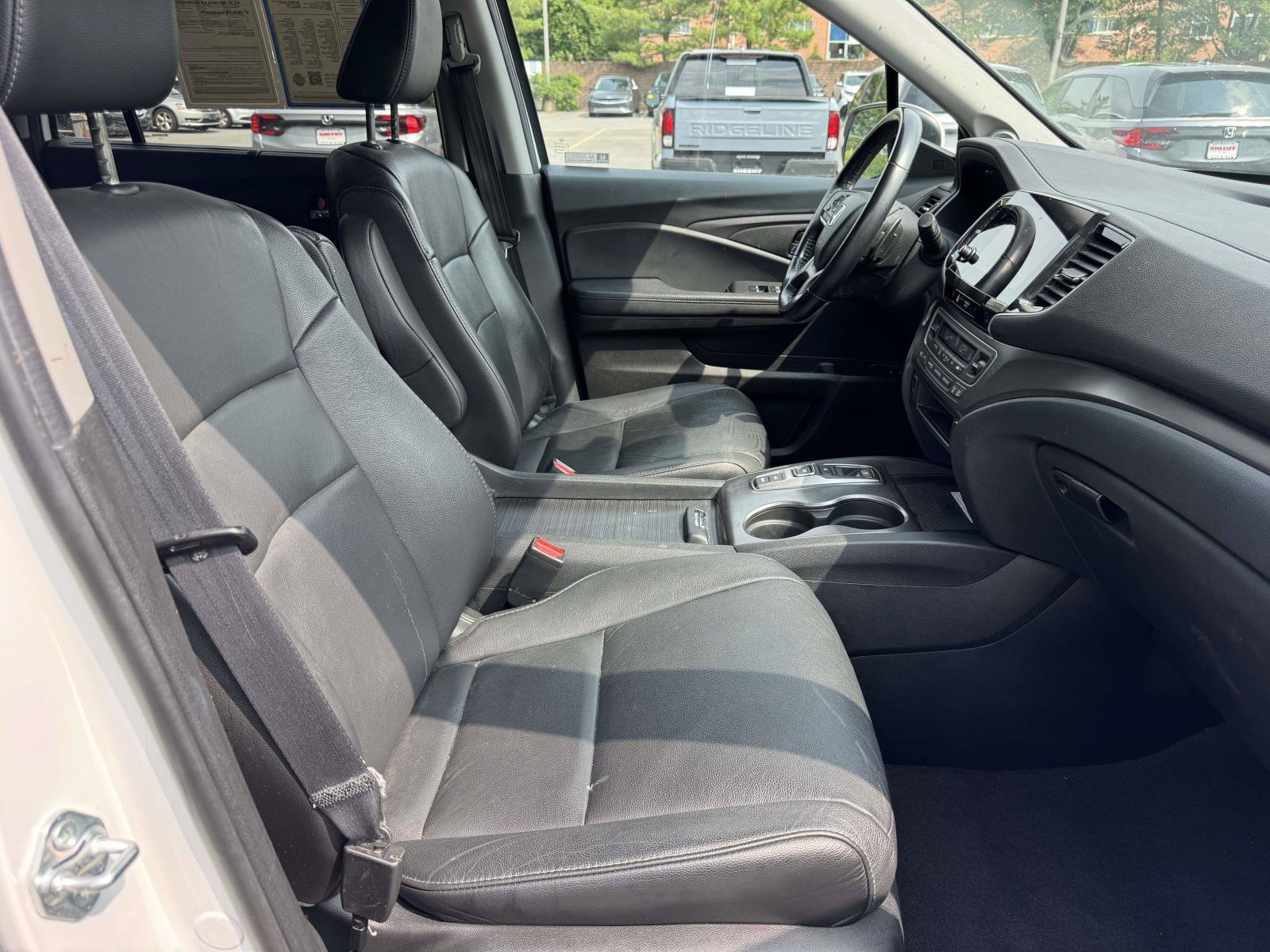 Used 2022 White Honda Special Edition image 35