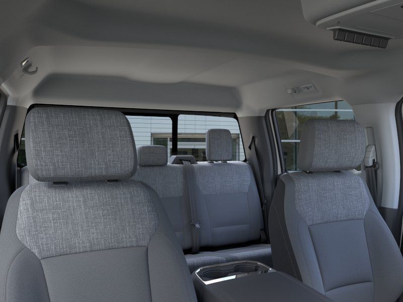 New 2026 Oxford White Ford XLT image 22