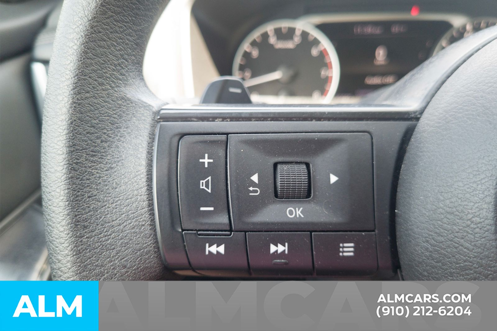 Used 2024 Glacier White Nissan S image 12