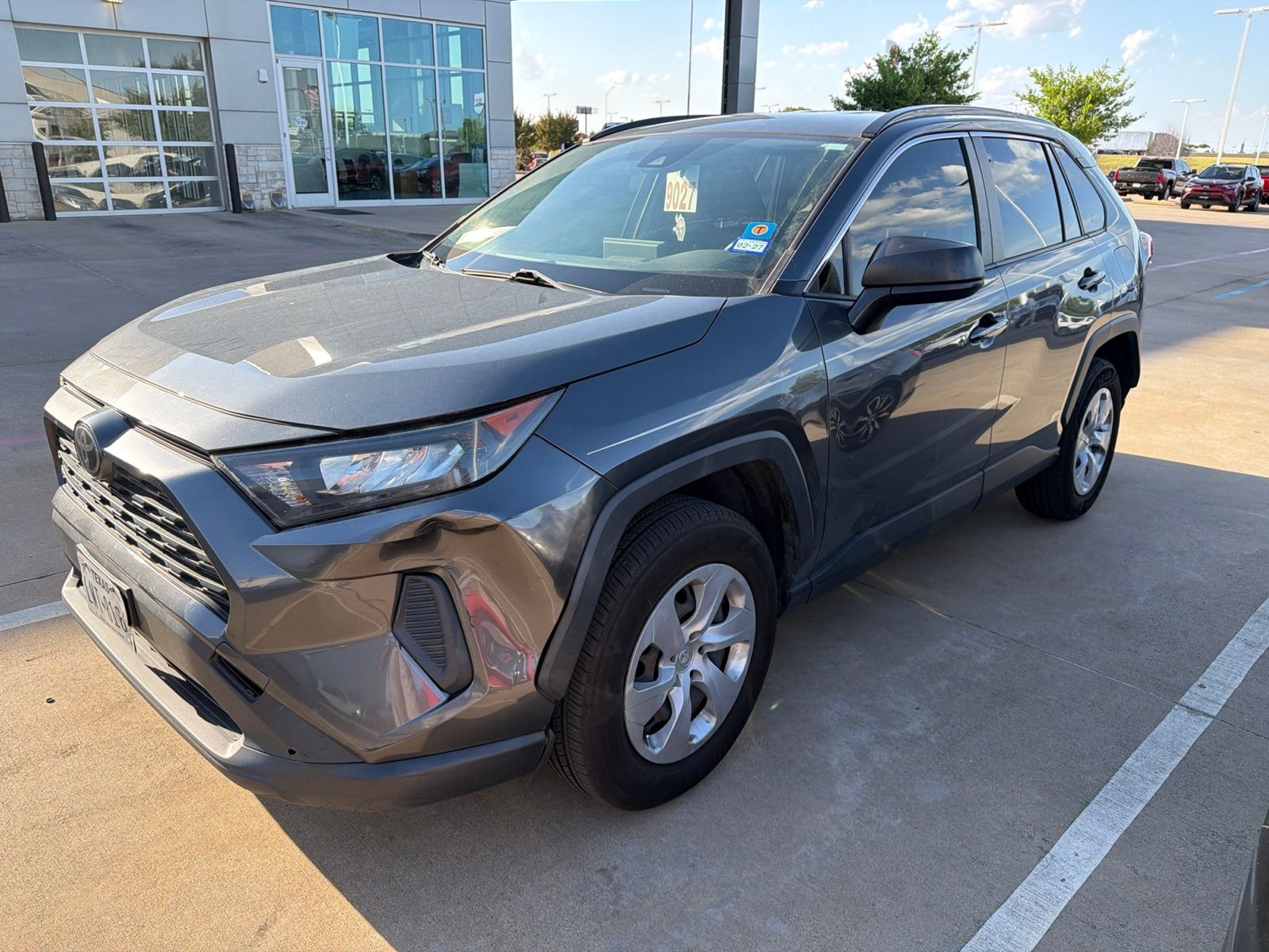 Magnetic Gray Metallic 2019 Toyota RAV4 SUV / Crossover Front-Wheel Drive 8-Speed Automatic