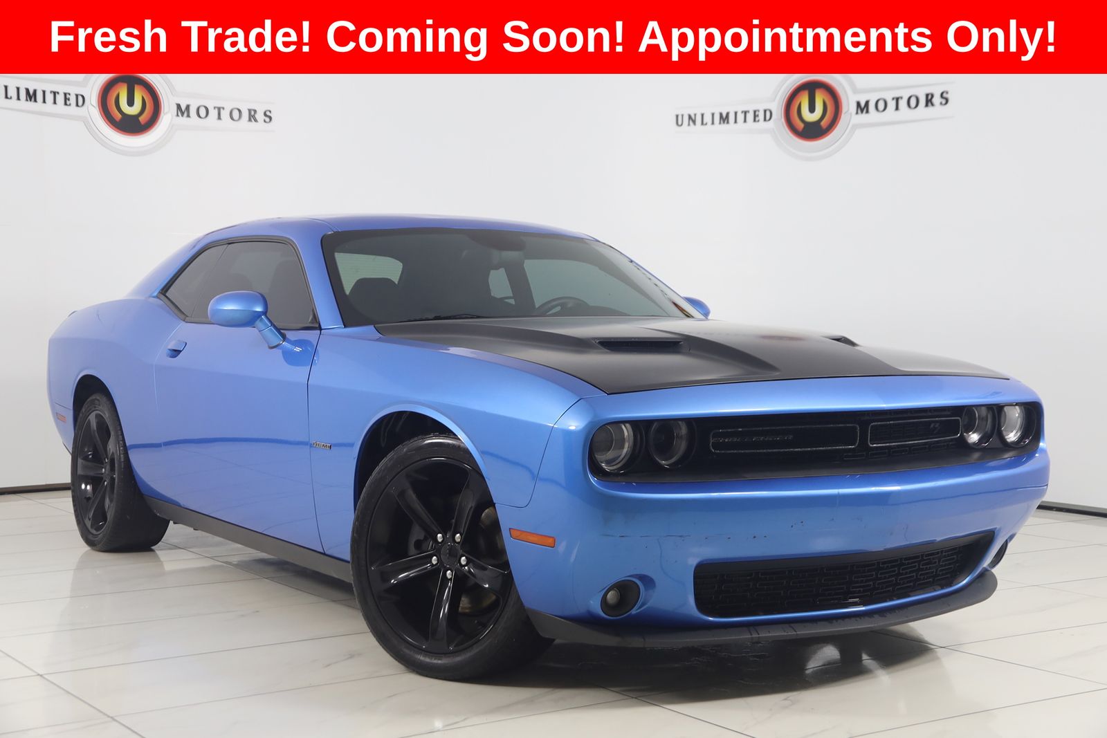 B5 Blue Pearlcoat 2015 Dodge Challenger Coupe Rear-Wheel Drive 8-Speed Automatic