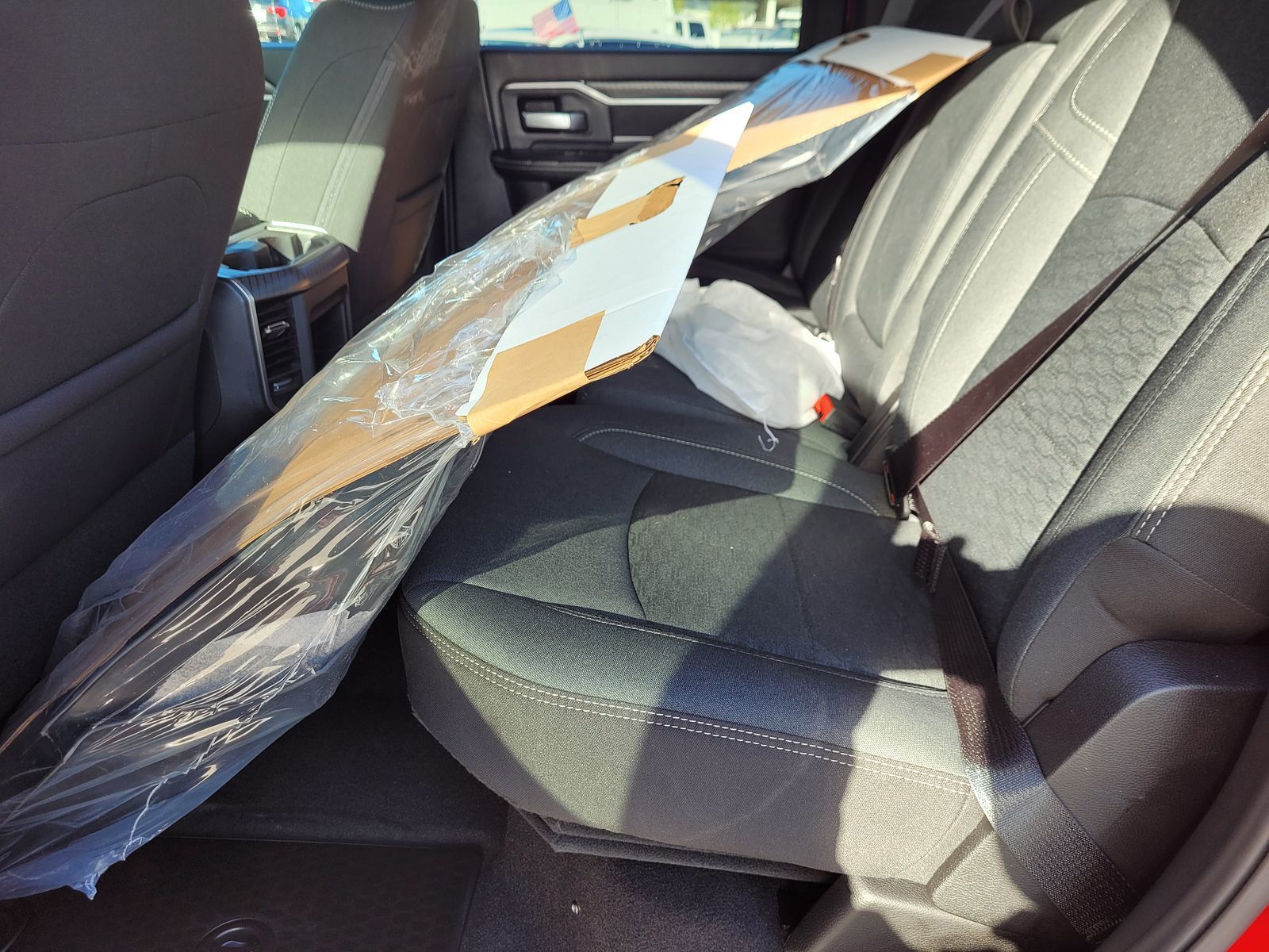 View vehicle photo 7