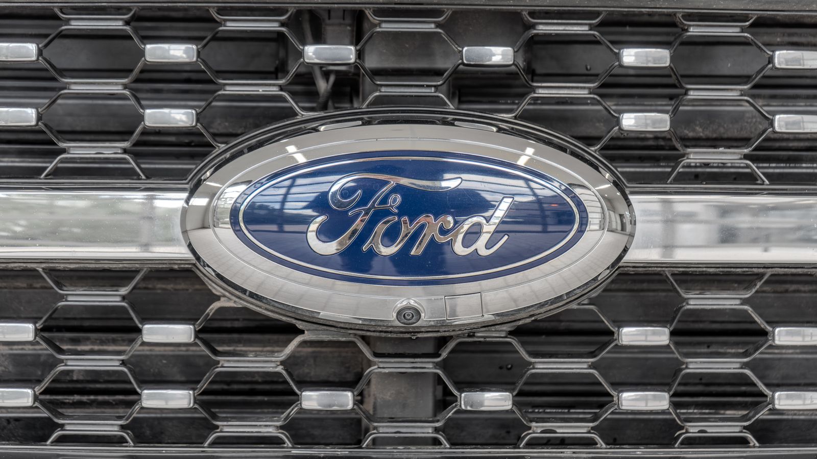 2022 Ford F-150 Platinum — foto completa 5 de 33