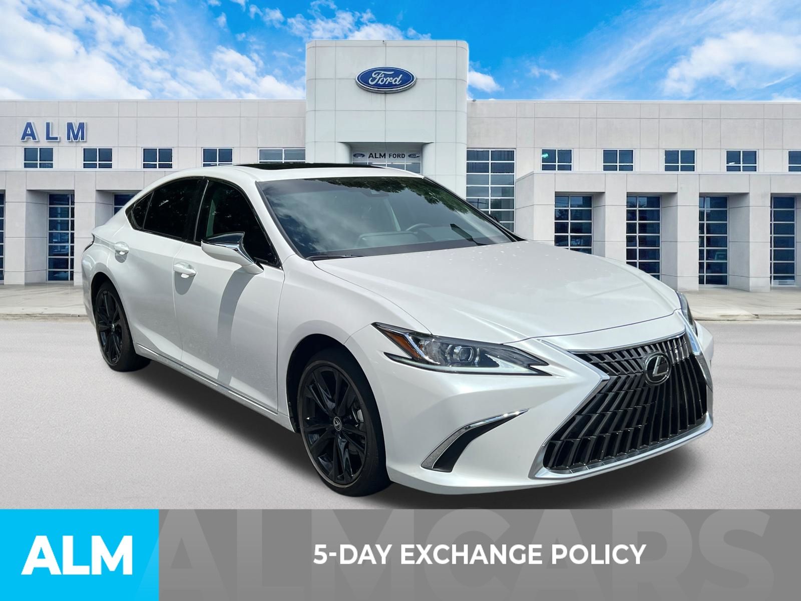 Used 2024 Eminent White Pearl Lexus 350 image 3