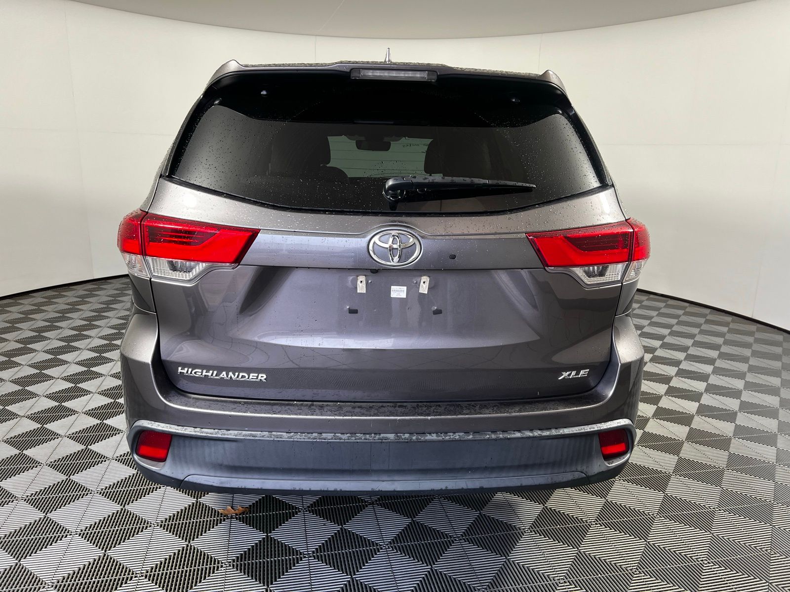Thumbnail: 2019 Toyota Highlander - 6