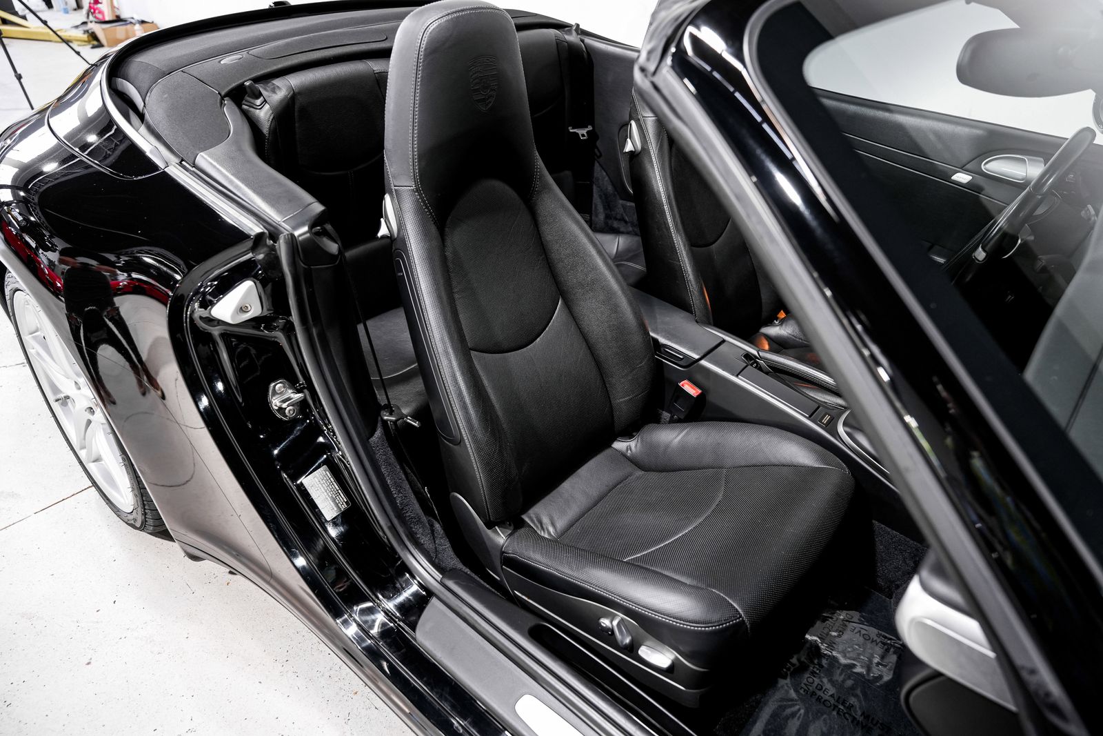 2010 Porsche 911 Carrera 4S — photo 25