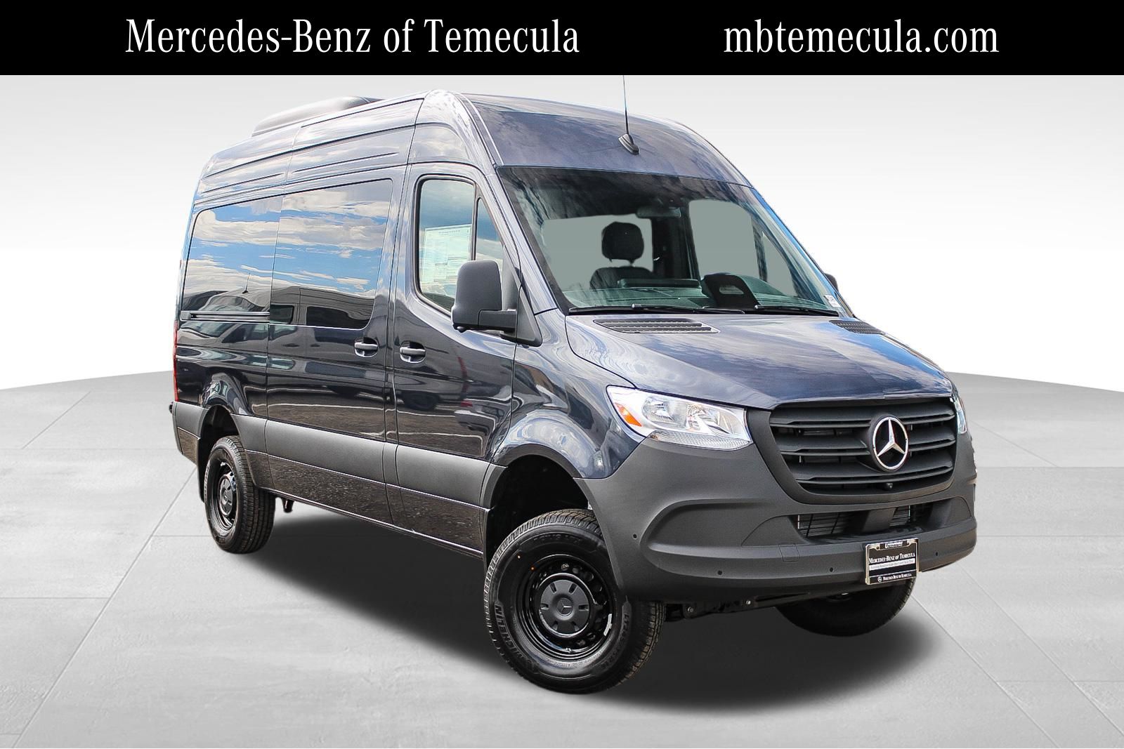 2026 Mercedes-Benz Sprinter 2500 Passenger 144 WB