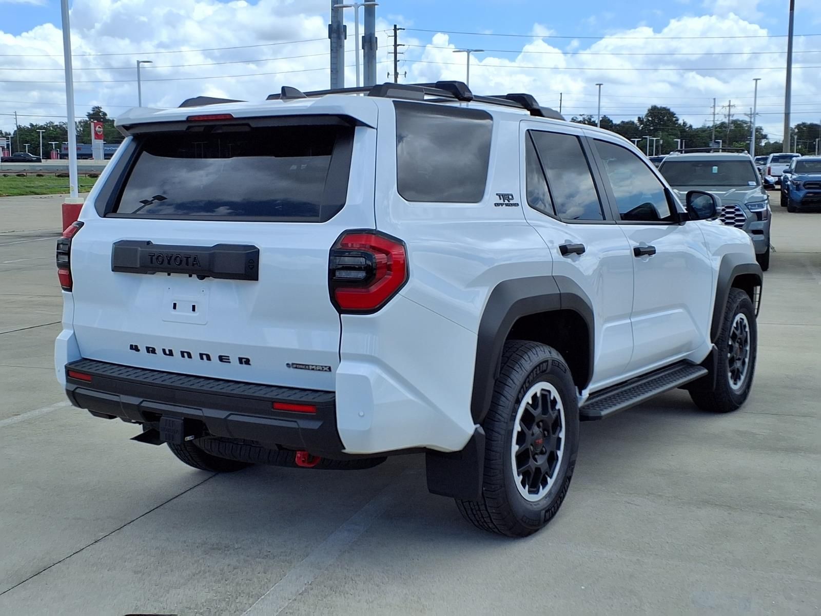 2026 Toyota 4Runner i-FORCE MAX Hybrid Limited - 5